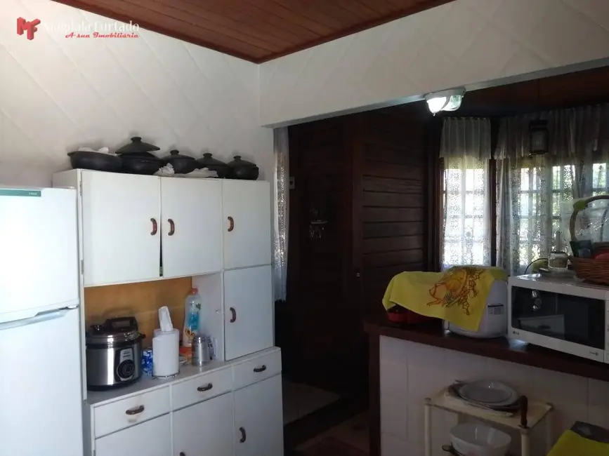 Foto 3 de Casa com 3 quartos à venda, 1080m2 em Cabo Frio - RJ