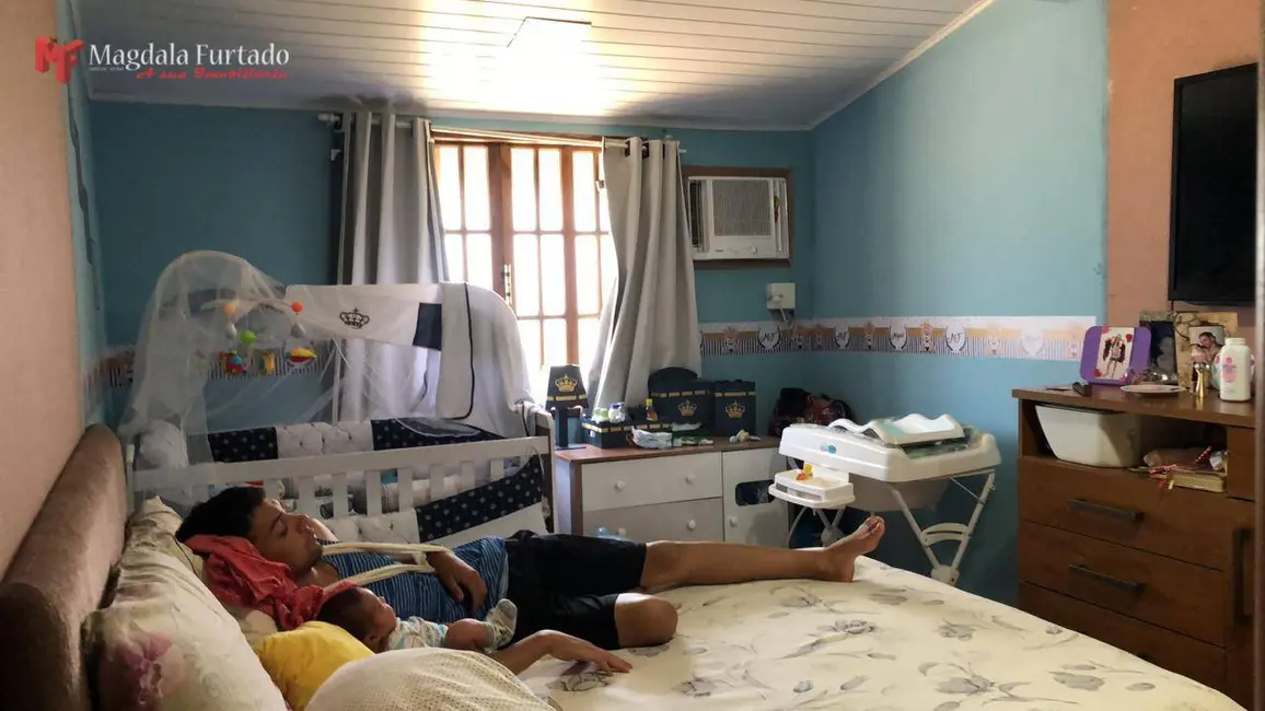 Foto 4 de Casa com 3 quartos à venda, 450m2 em Cabo Frio - RJ