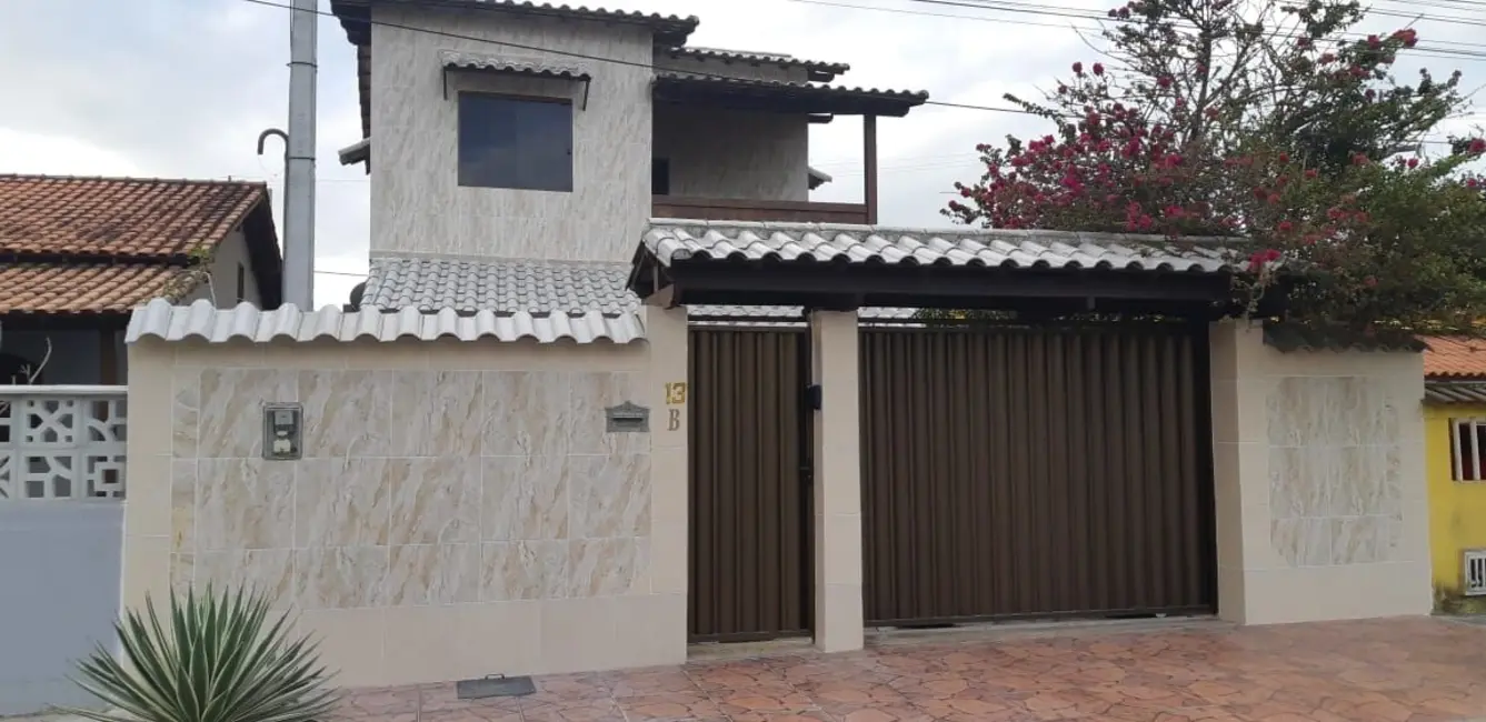 Foto 1 de Casa com 3 quartos à venda, 250m2 em Cabo Frio - RJ