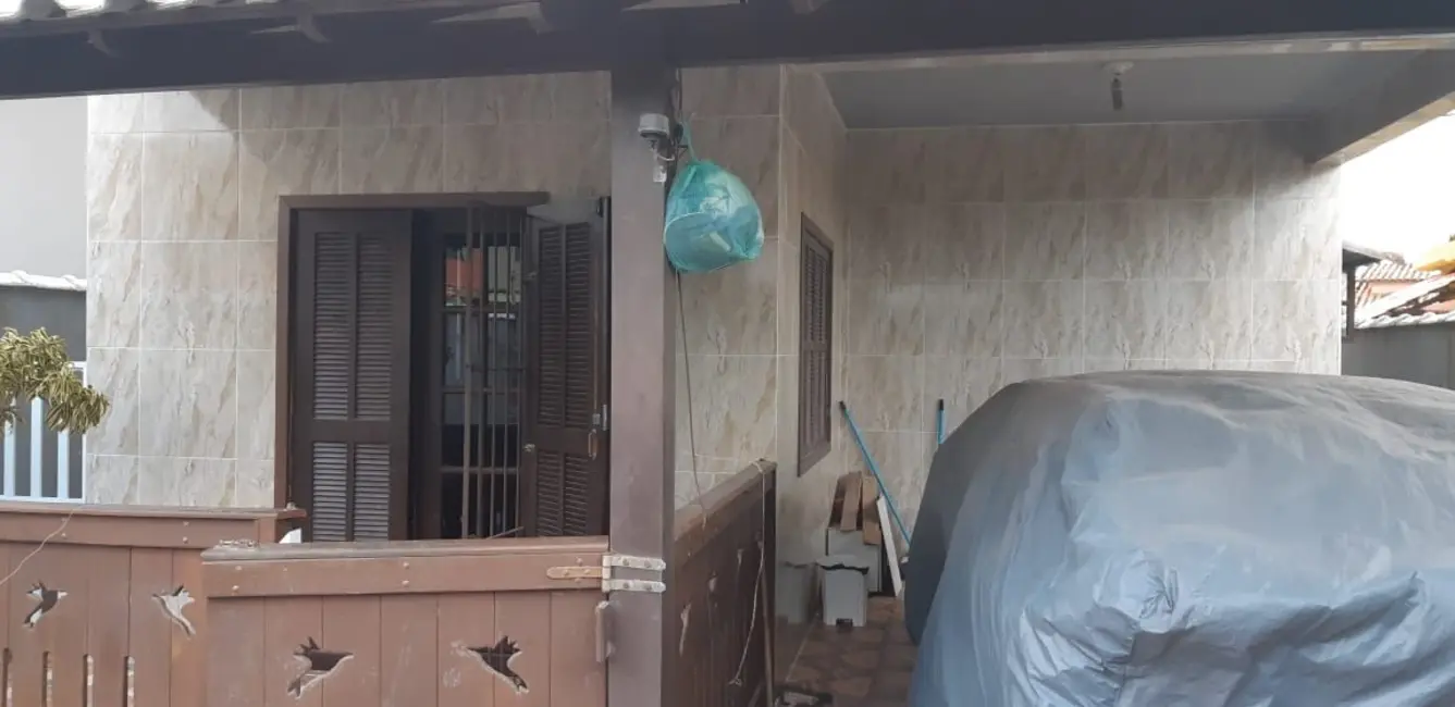 Foto 3 de Casa com 3 quartos à venda, 250m2 em Cabo Frio - RJ