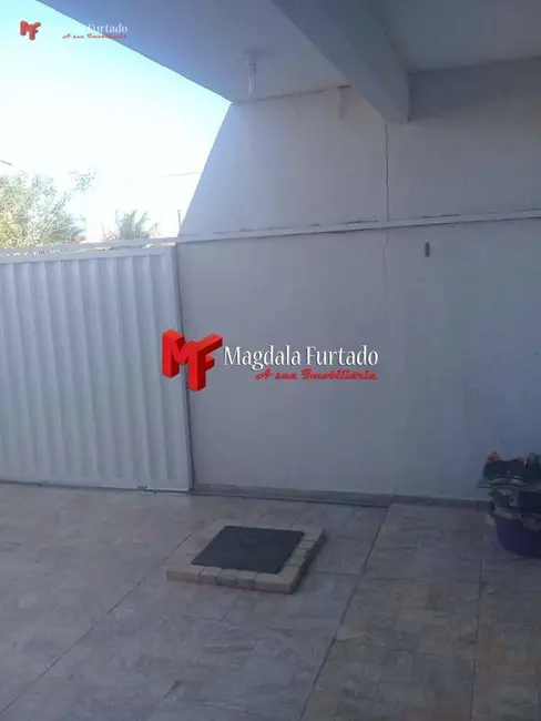 Foto 2 de Casa com 3 quartos à venda, 142m2 em Cabo Frio - RJ