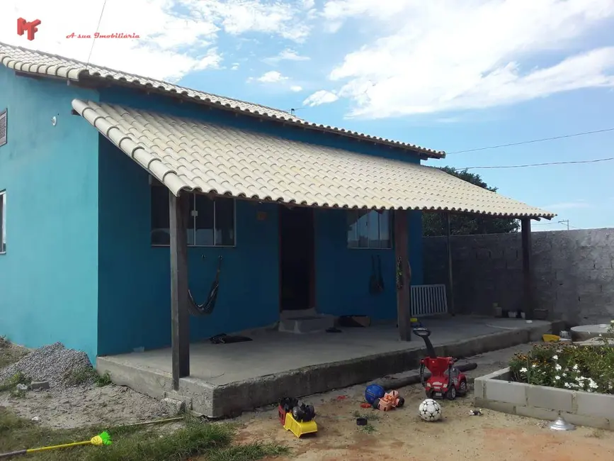 Casa com 3 quartos à venda, 260m2 em Cabo Frio - RJ - imagem 1 Foto 1 de Casa com 3 quartos à venda, 260m2 em Cabo Frio - RJ