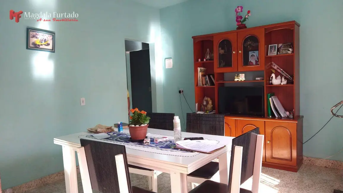 Foto 2 de Casa com 3 quartos à venda, 765m2 em Cabo Frio - RJ