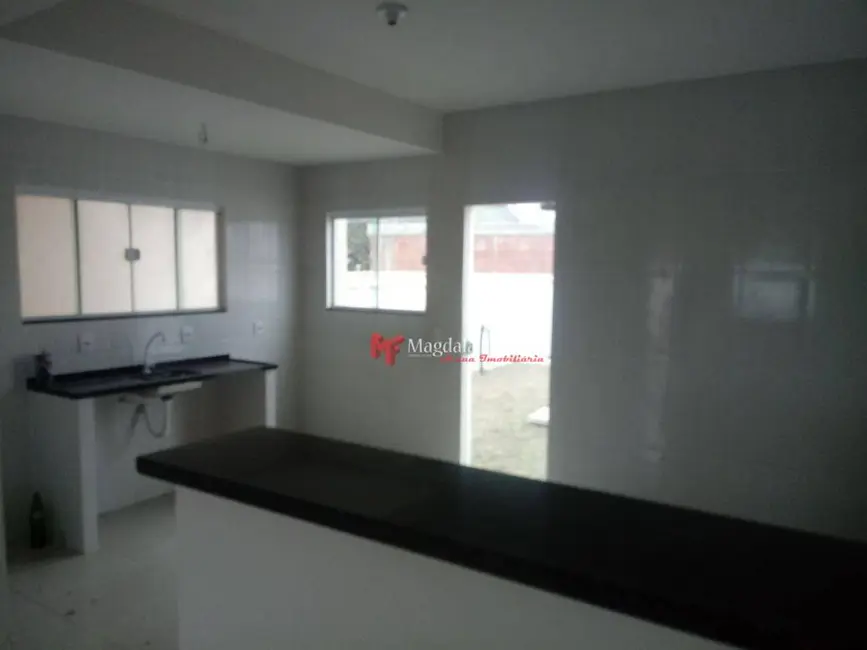 Foto 1 de Casa com 2 quartos à venda, 210m2 em Cabo Frio - RJ