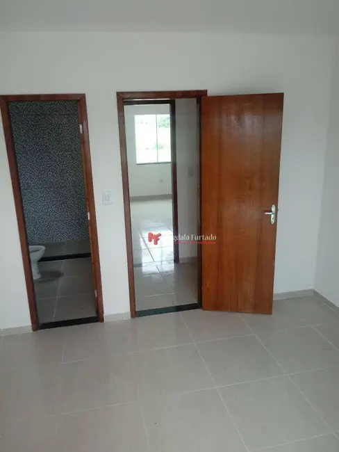 Foto 9 de Casa com 2 quartos à venda, 210m2 em Cabo Frio - RJ