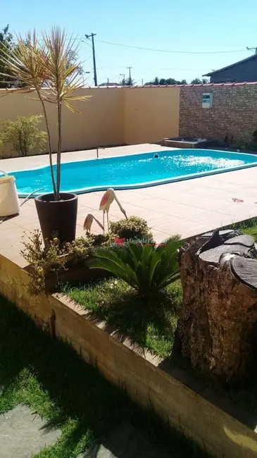Foto 1 de Casa com 2 quartos à venda, 420m2 em Cabo Frio - RJ