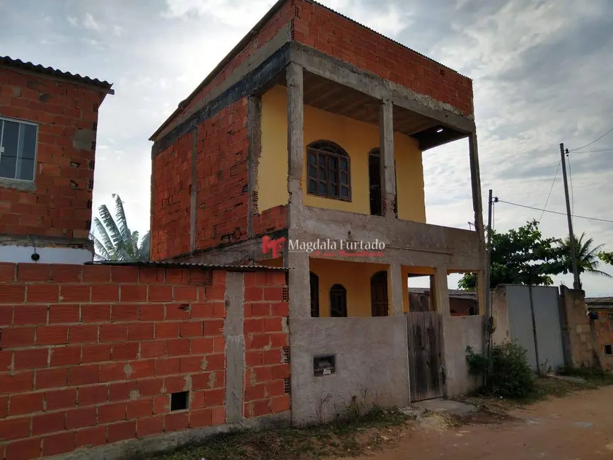 Foto 1 de Casa com 1 quarto à venda, 100m2 em Cabo Frio - RJ