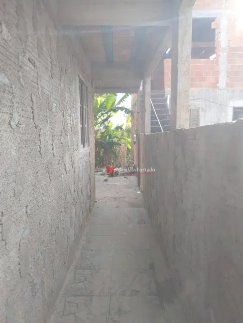 Casa com 1 quarto à venda, 100m2 em Cabo Frio - RJ - imagem 5 Foto 5 de Casa com 1 quarto à venda, 100m2 em Cabo Frio - RJ