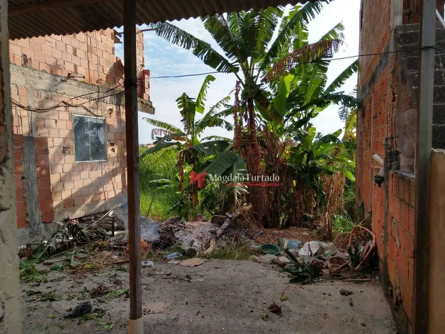 Casa com 1 quarto à venda, 100m2 em Cabo Frio - RJ - imagem 4 Foto 4 de Casa com 1 quarto à venda, 100m2 em Cabo Frio - RJ