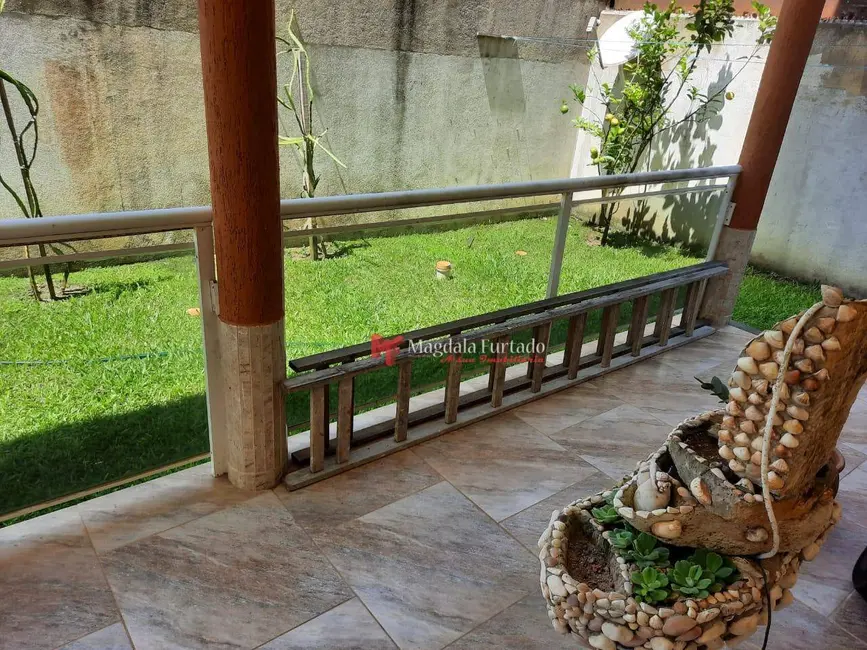 Foto 8 de Casa com 3 quartos à venda, 366m2 em Cabo Frio - RJ