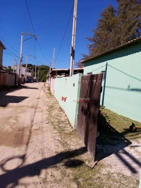 Foto 3 de Casa com 2 quartos à venda, 117m2 em Cabo Frio - RJ