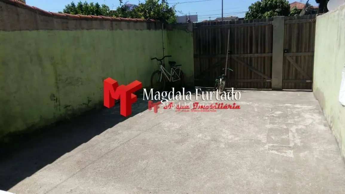 Foto 4 de Casa com 2 quartos à venda, 76m2 em Cabo Frio - RJ