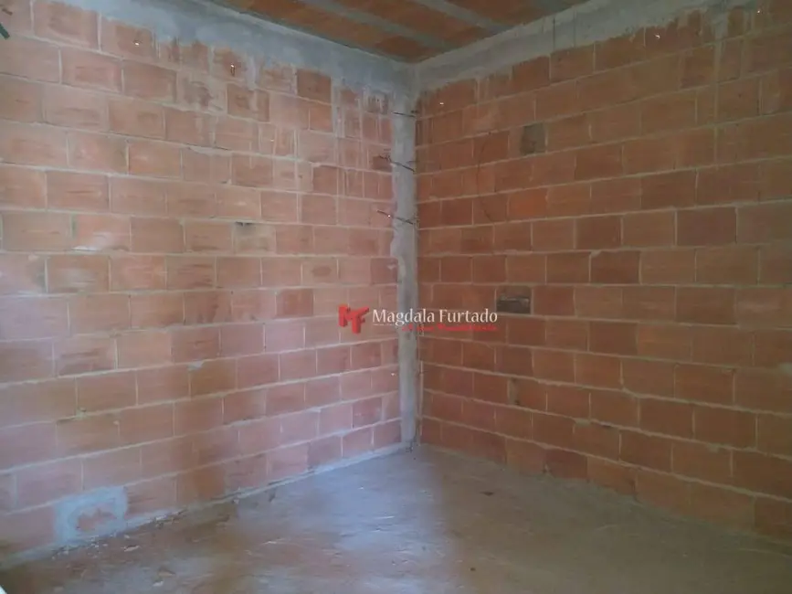 Foto 8 de Casa com 2 quartos à venda, 135m2 em Cabo Frio - RJ