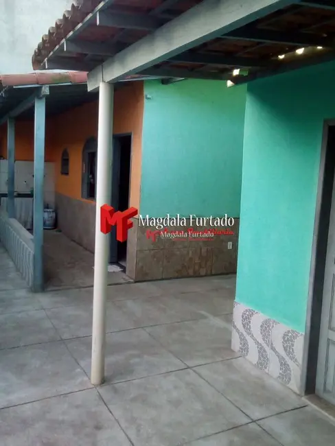 Casa com 1 quarto à venda, 130m2 em Cabo Frio - RJ - imagem 2 Foto 2 de Casa com 1 quarto à venda, 130m2 em Cabo Frio - RJ