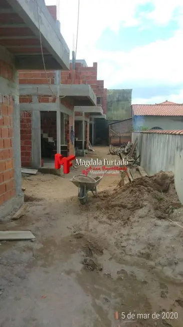 Foto 2 de Casa com 4 quartos à venda, 720m2 em Cabo Frio - RJ