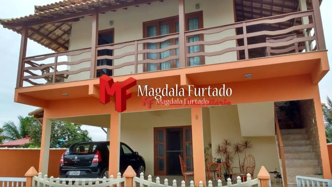 Foto 2 de Casa com 6 quartos à venda, 232m2 em Cabo Frio - RJ