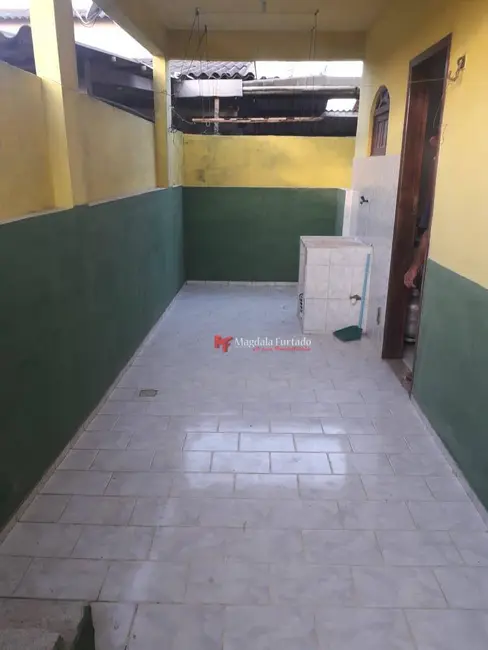 Foto 3 de Casa com 5 quartos à venda, 150m2 em Cabo Frio - RJ