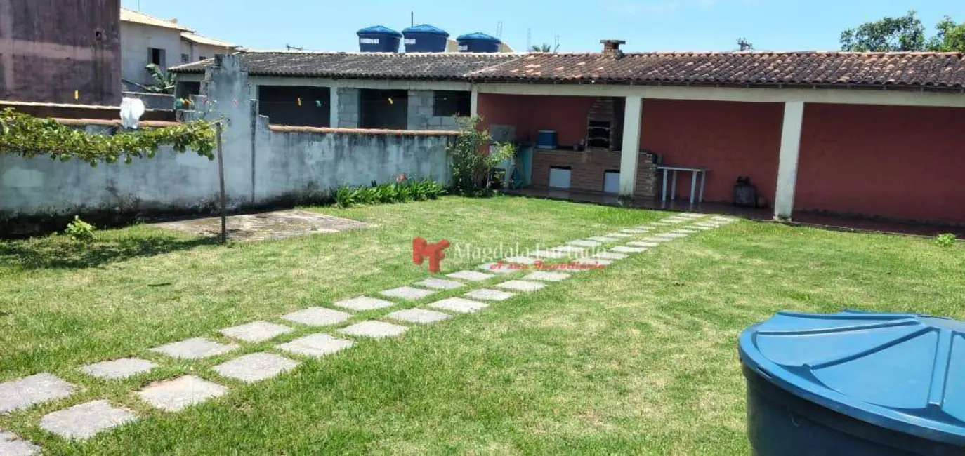 Foto 1 de Casa com 2 quartos à venda, 500m2 em Cabo Frio - RJ