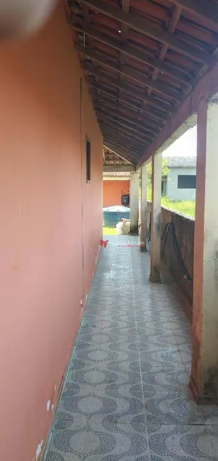 Casa com 2 quartos à venda, 500m2 em Cabo Frio - RJ - imagem 5 Foto 5 de Casa com 2 quartos à venda, 500m2 em Cabo Frio - RJ
