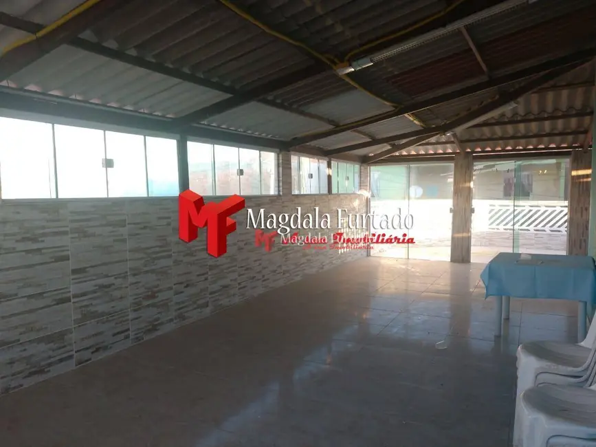 Casa com 5 quartos à venda, 162m2 em Cabo Frio - RJ - imagem 8 Foto 8 de Casa com 5 quartos à venda, 162m2 em Cabo Frio - RJ