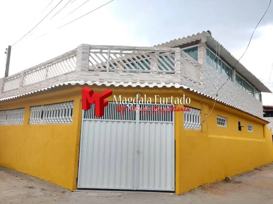 Foto 1 de Casa com 5 quartos à venda, 162m2 em Cabo Frio - RJ