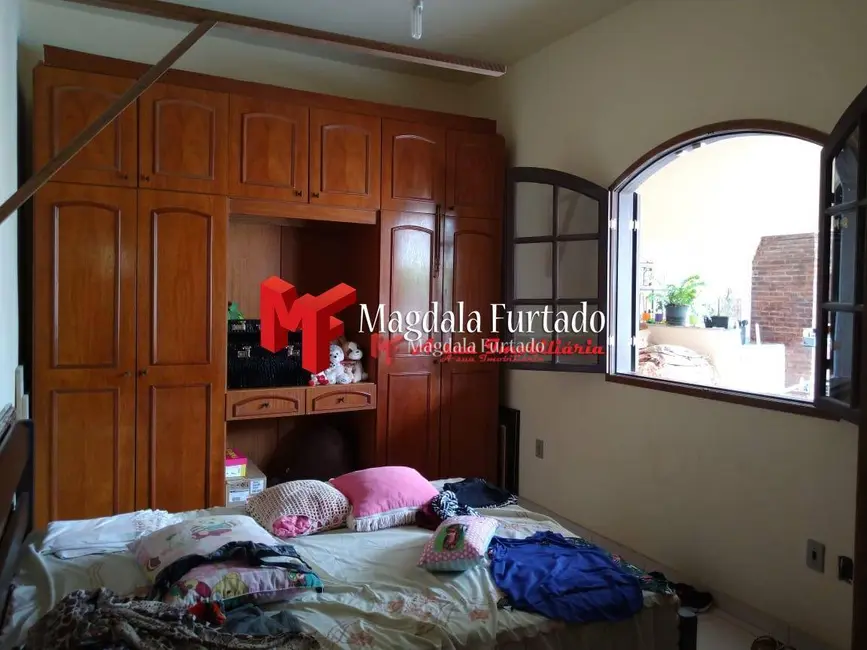 Casa com 4 quartos à venda, 440m2 em Cabo Frio - RJ - imagem 5 Foto 5 de Casa com 4 quartos à venda, 440m2 em Cabo Frio - RJ