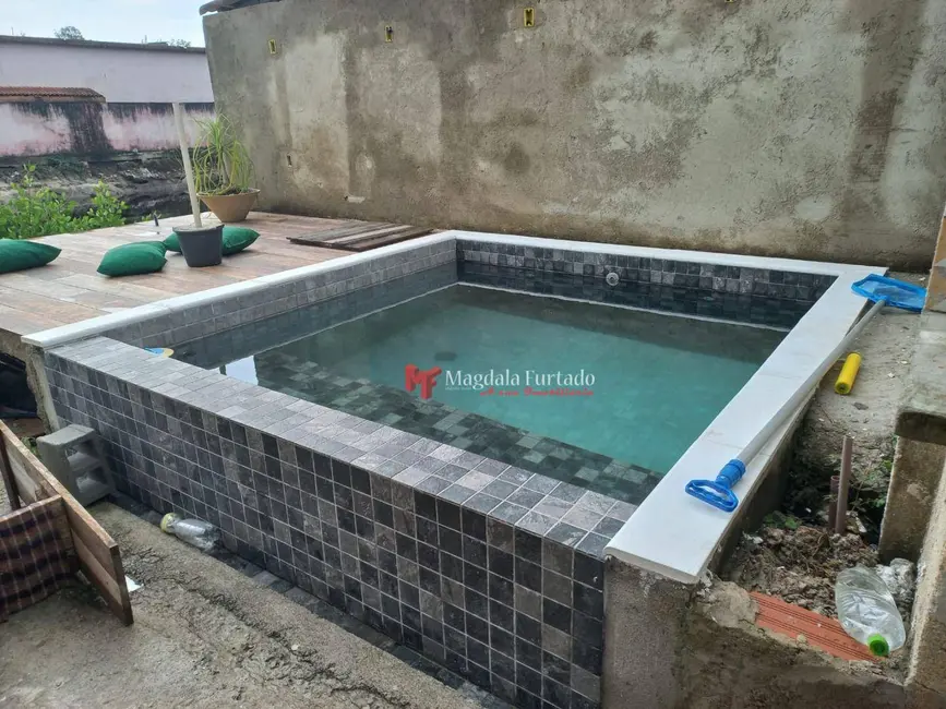 Foto 4 de Casa com 3 quartos à venda, 288m2 em Cabo Frio - RJ