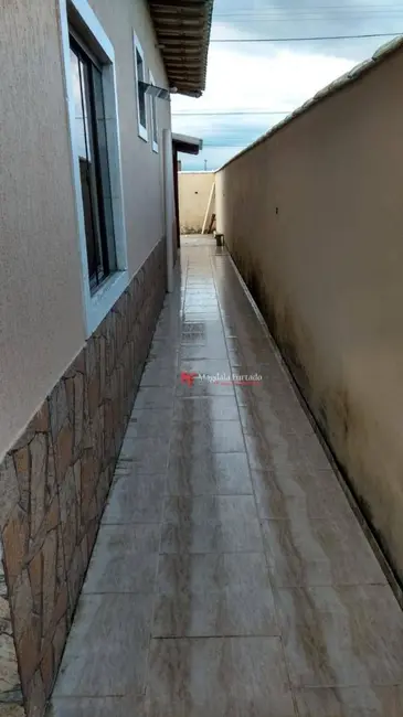 Casa com 3 quartos à venda, 420m2 em Cabo Frio - RJ - imagem 8 Foto 8 de Casa com 3 quartos à venda, 420m2 em Cabo Frio - RJ