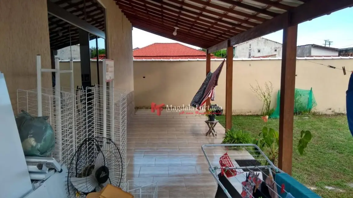 Casa com 3 quartos à venda, 420m2 em Cabo Frio - RJ - imagem 4 Foto 4 de Casa com 3 quartos à venda, 420m2 em Cabo Frio - RJ