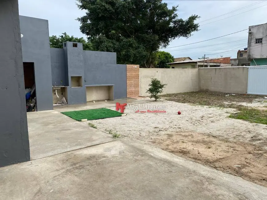 Foto 1 de Casa com 2 quartos à venda, 300m2 em Cabo Frio - RJ