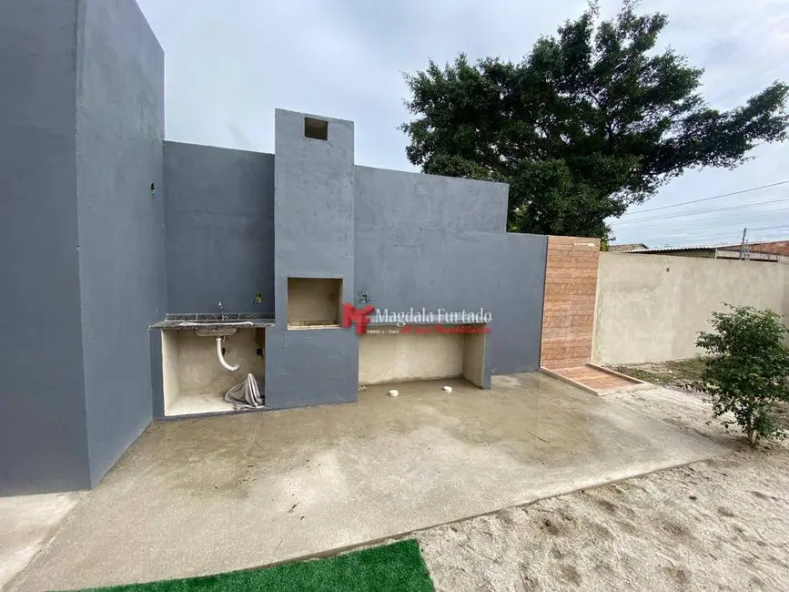 Casa com 2 quartos à venda, 300m2 em Cabo Frio - RJ - imagem 2 Foto 2 de Casa com 2 quartos à venda, 300m2 em Cabo Frio - RJ