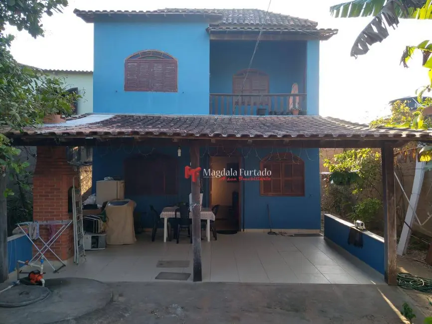 Foto 1 de Casa com 4 quartos à venda, 200m2 em Cabo Frio - RJ