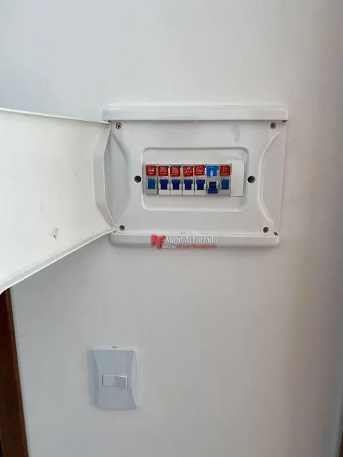 Foto 2 de Casa com 2 quartos à venda, 172m2 em Cabo Frio - RJ