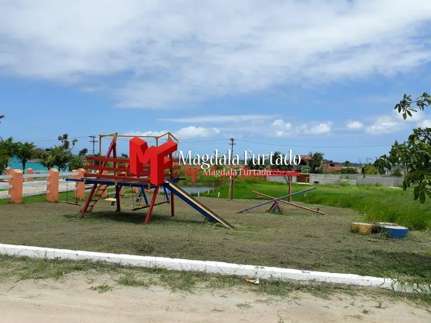 Foto 1 de Terreno / Lote à venda, 360m2 em Cabo Frio - RJ