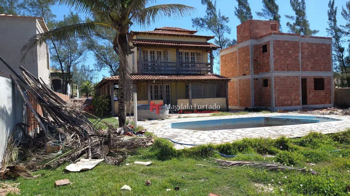 Foto 7 de Casa com 3 quartos à venda, 450m2 em Cabo Frio - RJ