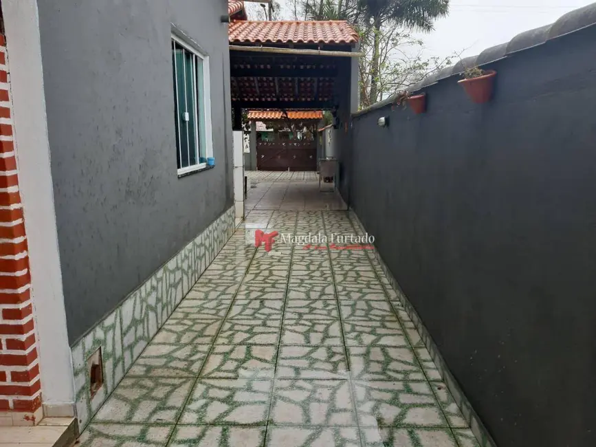 Casa com 3 quartos à venda, 600m2 em Verão Vermelho (Tamoios), Cabo Frio - RJ - imagem 4 Foto 4 de Casa com 3 quartos à venda, 600m2 em Verão Vermelho (Tamoios), Cabo Frio - RJ
