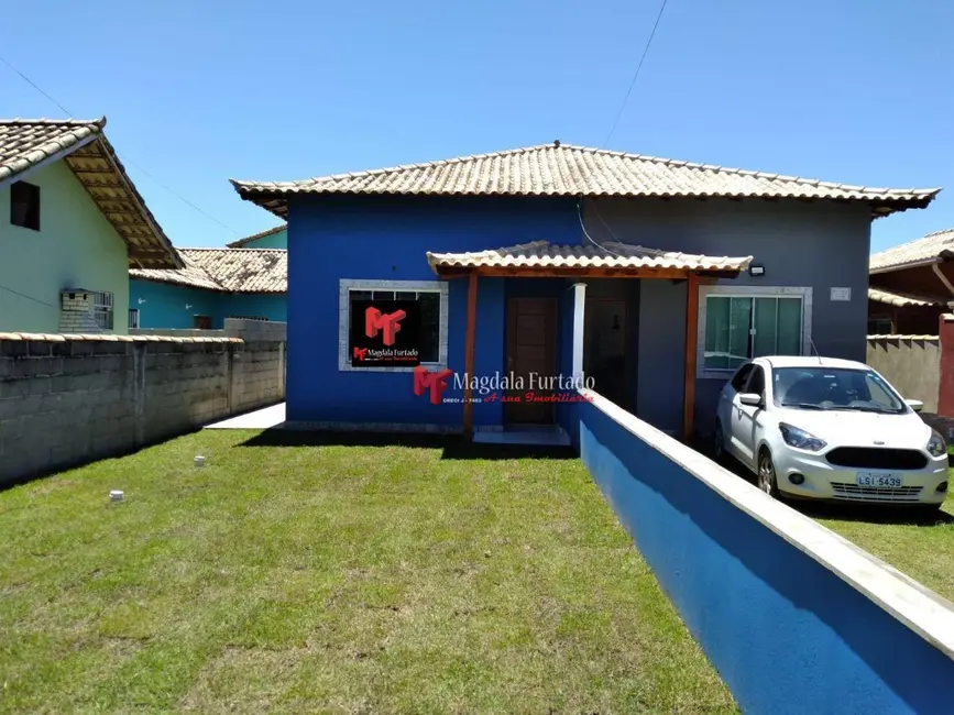 Foto 1 de Casa com 2 quartos à venda, 180m2 em Cabo Frio - RJ