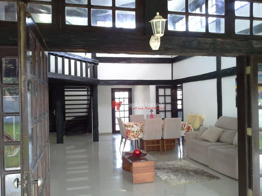 Foto 1 de Casa com 3 quartos à venda, 88m2 em Cabo Frio - RJ