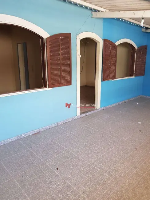 Foto 3 de Casa com 2 quartos à venda, 130m2 em Cabo Frio - RJ