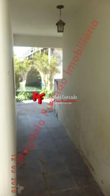 Casa com 3 quartos à venda, 186m2 em Cabo Frio - RJ - imagem 2 Foto 2 de Casa com 3 quartos à venda, 186m2 em Cabo Frio - RJ