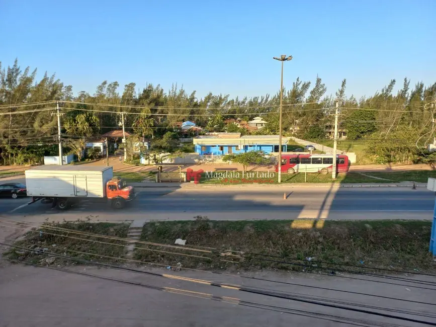 Foto 3 de Casa com 3 quartos à venda, 98m2 em Cabo Frio - RJ