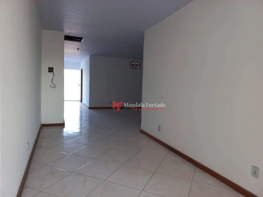 Foto 6 de Casa com 3 quartos à venda, 98m2 em Cabo Frio - RJ