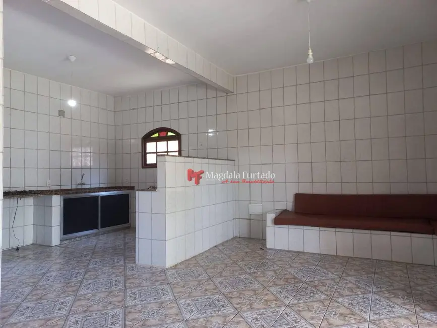Foto 2 de Casa com 3 quartos à venda, 360m2 em Cabo Frio - RJ