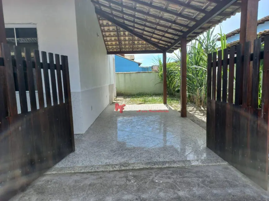 Foto 6 de Casa com 2 quartos à venda, 87m2 em Cabo Frio - RJ