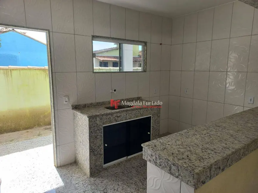 Foto 8 de Casa com 2 quartos à venda, 87m2 em Cabo Frio - RJ