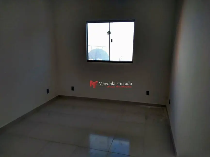 Foto 4 de Casa com 2 quartos à venda, 90m2 em Cabo Frio - RJ