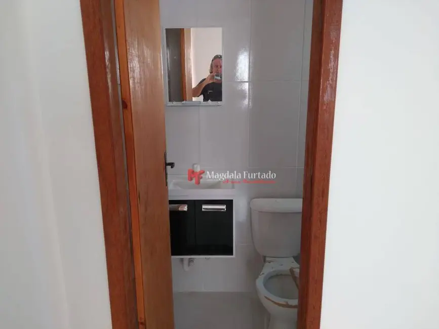 Foto 2 de Casa com 2 quartos à venda, 90m2 em Cabo Frio - RJ
