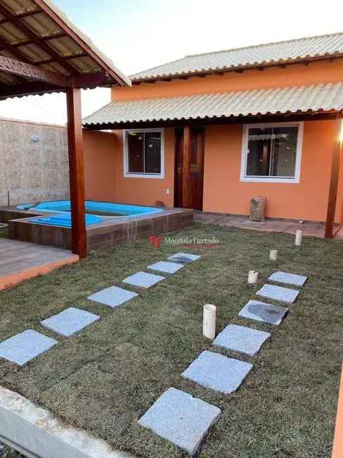 Foto 1 de Casa com 2 quartos à venda, 250m2 em Cabo Frio - RJ