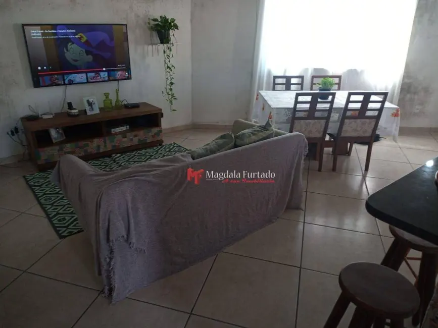 Foto 2 de Casa com 2 quartos à venda, 320m2 em Cabo Frio - RJ