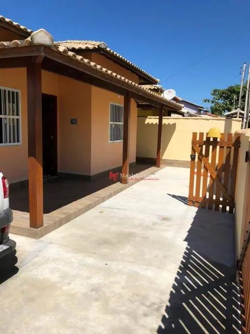 Foto 2 de Casa com 3 quartos à venda, 160m2 em Cabo Frio - RJ